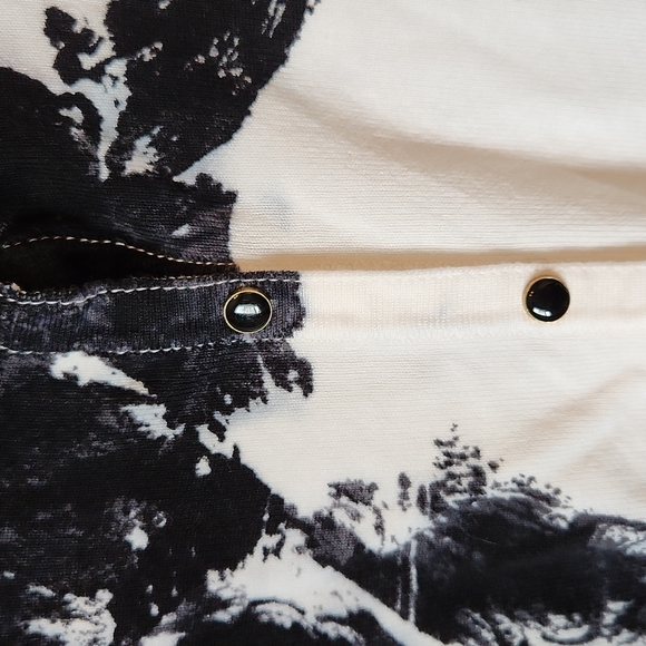 WHBM Cardigan - Picture 2 of 4